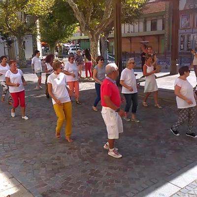 2017 - Aout  - La ville ...espace à danser  - 10 photos